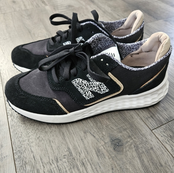 New Balance Shoes - Womens size 8 new balance shoes